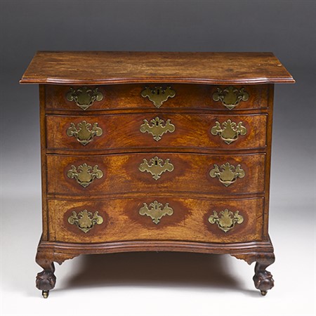 Lunchtime with a Curator: Decorative Arts Design Series