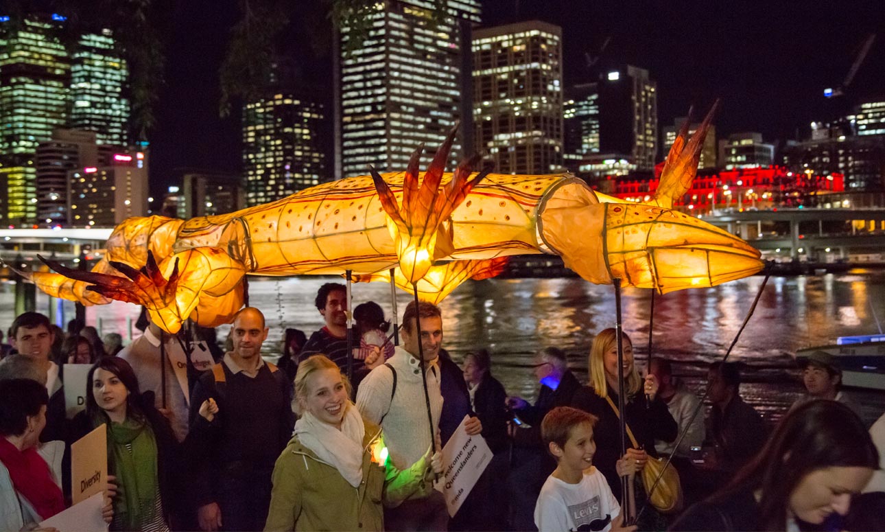 Luminous lantern clearance parade