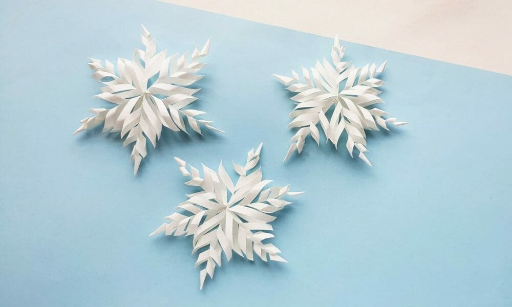 Handmade Snowflakes - Medium - East Hampton Gardens