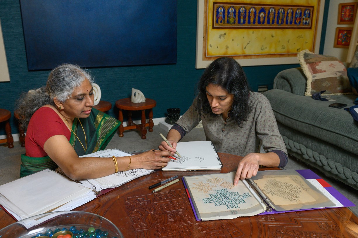 NMAA x CFCH Artisan in Residence: Kolam Workshop with Shanthi Chandrasekar Event Photo